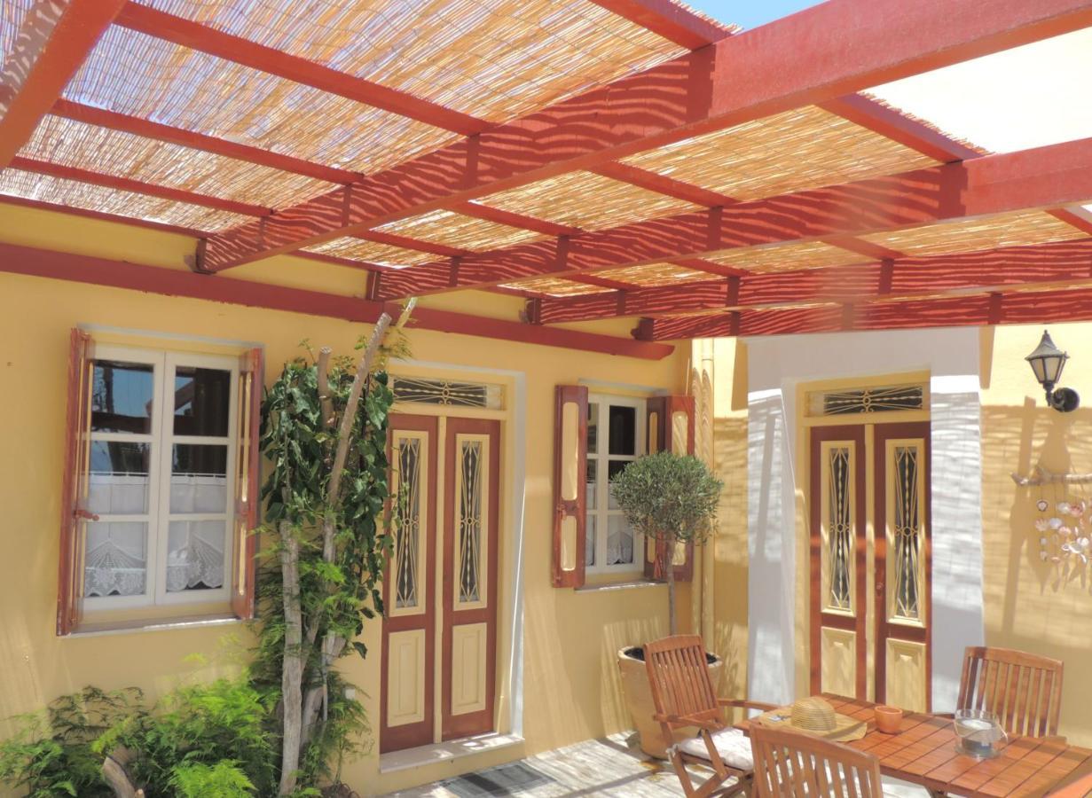 Villa Aloustina'S House à Symi Extérieur photo